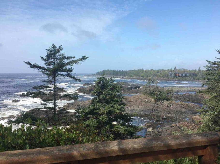 Forest Sweet Retreat Hot Tub & Wood Fired Sauna Ucluelet Luaran gambar
