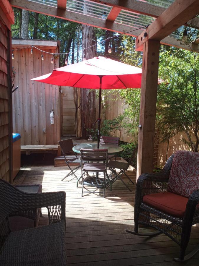 Forest Sweet Retreat Hot Tub & Wood Fired Sauna Ucluelet Luaran gambar